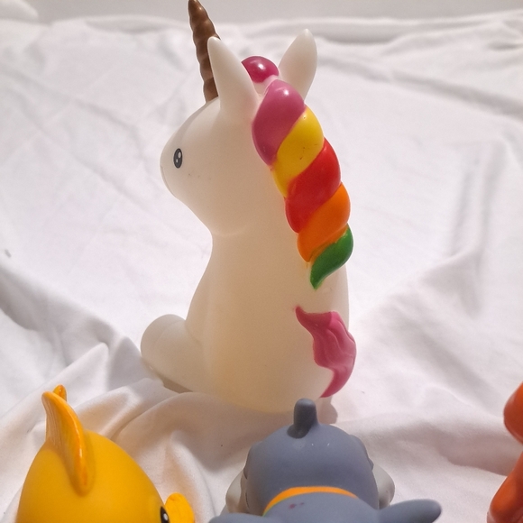 Kids assorted toy lot - Picture 5 of 6